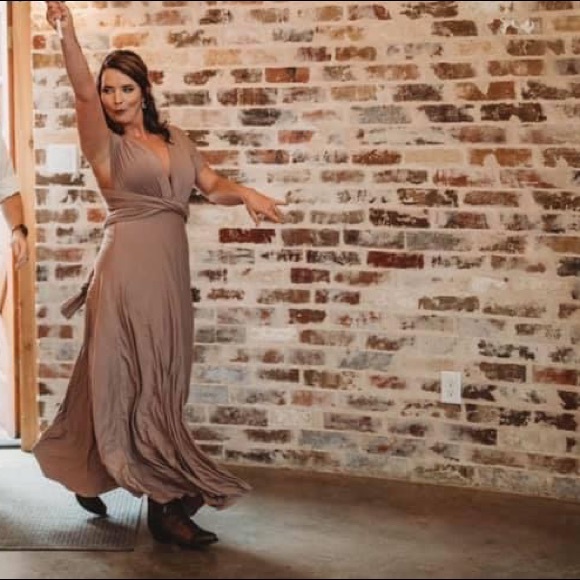 Meet your Posher, Alexis - Picture 3 of 3